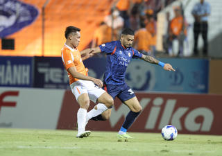 Vượt qua SHB Đà Nẵng, CLB Công an Hà Nội vững vàng đầu bảng