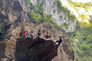 Ban hành tiêu chuẩn quốc gia để bảo đảm an toàn cho du lịch mạo hiểm