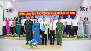 TP HCM: Công bố quyết định thành lập Ban Quản lý dự án đầu tư xây dựng xã Vĩnh Lộc