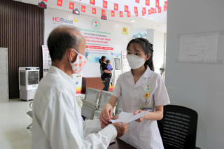 Ngành Y tế Hà Nội phát động phong trào thi đua chào mừng các ngày lễ lớn 