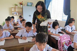 Bộ GD&ĐT đề xuất 'giữ chân' giáo viên nghỉ hưu làm việc toàn thời gian