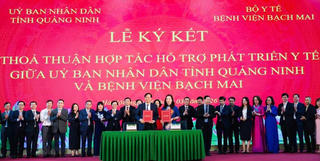 Quảng Ninh và Bệnh viện Bạch Mai ký kết thỏa thuận hợp tác y tế