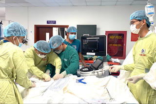  Bộ Y tế công nhận kỹ thuật hồi sinh tim phổi mới lần đầu thực hiện tại Việt Nam