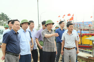 Hưng Yên: Kiểm tra tiến độ công trình đê điều, yêu cầu hoàn thành trước mùa mưa bão 2026