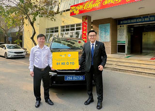 PVcomBank trao tặng xe ô tô phục vụ công tác chung cho Bệnh viện Đa khoa Chương Mỹ