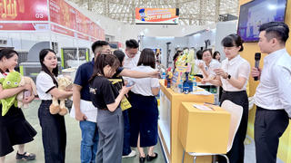 PVcomBank - 'điểm chạm tài chính' trong dòng chảy Triển lãm Quốc tế Vietbuild 2026