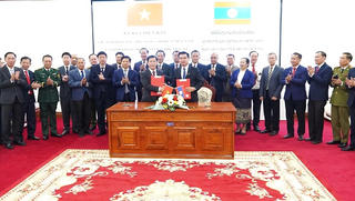 Quảng Trị - Khăm Muồn mở rộng không gian hợp tác, thúc đẩy liên kết thực chất