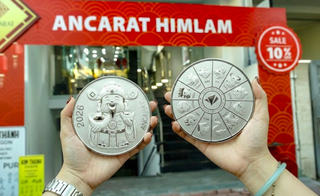 Giá bạc ngày 3/4: Bạc thế giới niêm yết quanh ngưỡng 73 USD/ounce, bạc miếng điều chỉnh giảm nhẹ