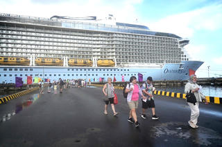 Huế “đón sóng” khách du lịch tàu biển, mở rộng dư địa tăng trưởng