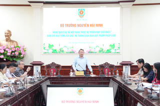 Tổng rà soát hệ thống văn bản quy phạm pháp luật: Làm nhanh nhưng phải trúng để tháo gỡ thực chất