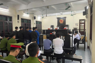 Con trai Đường 'Nhuệ' cùng nhóm thanh thiếu niên có hành vi côn đồ lĩnh án