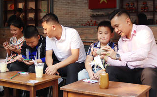 Từ viên đá kể chuyện, ươm mầm sân chơi cho trẻ em vùng cao