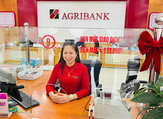 Cán bộ Agribank trả lại hơn 91 tỷ đồng tiền thừa cho khách hàng