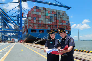 Xuất nhập khẩu quý I/2026 đạt gần 250 tỷ USD