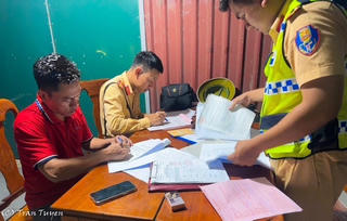 Xe khách chở quá số người trên Quốc lộ 1A bị xử phạt 75 triệu đồng