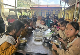 Lào Cai tăng cường kiểm tra an toàn thực phẩm tại bếp ăn tập thể, trường học