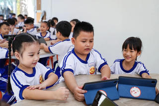 Sách giáo khoa điện tử không được chèn quảng cáo