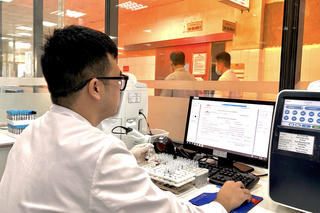 Bộ trưởng Bộ Y tế yêu cầu đẩy mạnh triển khai bệnh án điện tử tại cơ sở khám chữa bệnh