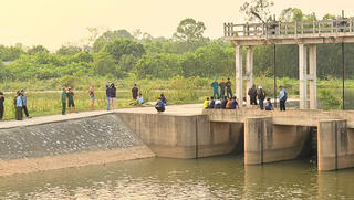 Nguy cơ mất an toàn khi học sinh tắm sông, hồ nước 