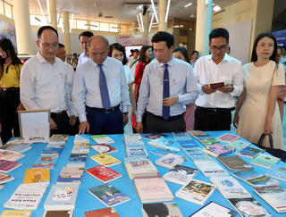 Đắk Lắk tôn vinh giá trị tri thức tại Ngày Sách và Văn hóa đọc lần thứ 5