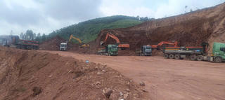  Khởi tố vụ án “Vi phạm quy định về khai thác tài nguyên” xảy ra tại Lục Sơn 