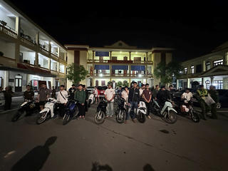 Hải Phòng: Siết chặt tuần tra đêm, xử lý nhiều nhóm thanh thiếu niên vi phạm trật tự giao thông