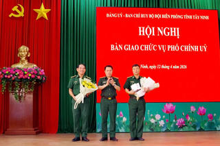 Tây Ninh: Bàn giao chức vụ Phó Chính ủy Bộ đội Biên phòng tỉnh