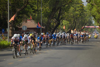 Sôi động chặng đua “Dã Viên - Phú Xuân” tại TP Huế