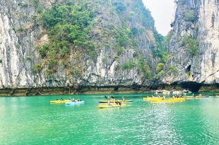 Du lịch Việt đánh thức “kho báu” biển đảo