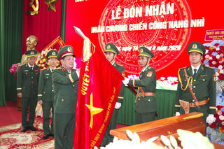 BĐBP TP Cần Thơ đón nhận Huân chương Chiến công hạng Nhì