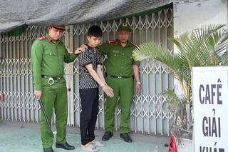 Truy tố 2 đối tượng sát hại người chuyển giới để cướp tài sản