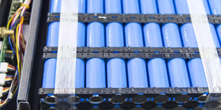 Công nghệ mới của Nhật Bản giúp thu hồi 90% lithium từ pin xe điện cũ