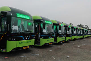 Hà Nội đưa thêm 53 xe buýt điện vào hoạt động
