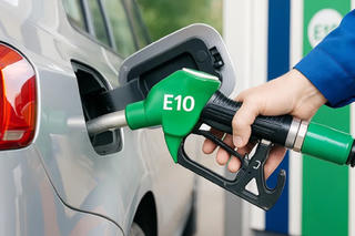 Cần lưu ý gì khi bắt đầu sử dụng rộng rãi xăng E10?
