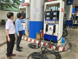 3 doanh nghiệp đầu mối xăng dầu bị phạt vì vi phạm quy định về dự trữ 