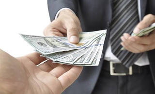 Người thừa kế có phải trả nợ cho người để lại di sản không?