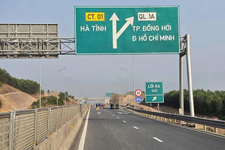 Tạm đóng từng đoạn cao tốc Vũng Áng - Cam Lộ để lắp đặt hệ thống giám sát, thu phí