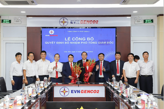Ngày 21/4, tại TP Cần Thơ, Tổng công ty Phát điện 2 (EVNGENCO2) tổ chức Lễ công bố các Quyết định của Hội đồng quản trị về công tác cán bộ, bổ nhiệm các chức danh Phó Tổng Giám đốc Tổng công ty.
