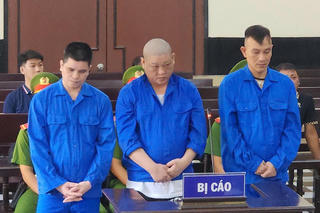 Tuyên án 3 bị cáo lừa đảo chiếm đoạt tiền từ việc vận chuyển sầu riêng