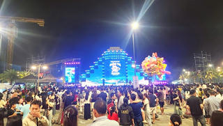 Hàng nghìn người “cháy” cùng đêm nghệ thuật mở màn du lịch Quảng Trị 2026