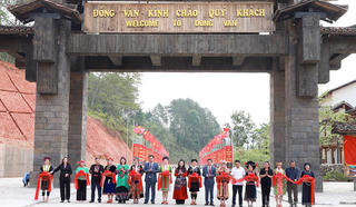 Tuyên Quang: Khánh thành cổng chào xã Đồng Văn
