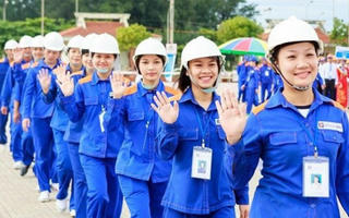 1.000 công nhân diễu hành kỷ niệm 140 năm Ngày Quốc tế Lao động