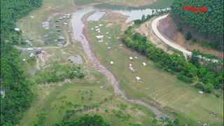 Bắc Ninh: Khu du lịch suối Mỡ thu hút du khách đến cắm trại dịp nghỉ lễ