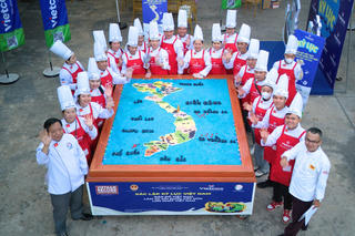 Vietcoco và liên chi hội đầu bếp ĐBSCL cùng xác lập kỷ lục 'Bản đồ xôi nước cốt dừa lớn nhất Việt Nam'