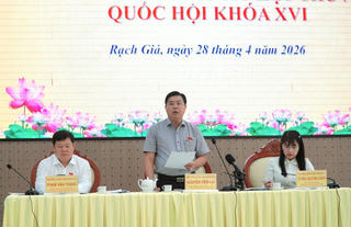 An Giang: Đoàn ĐBQH tiếp xúc cử tri, ưu tiên chăm lo đời sống Nhân dân