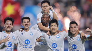 Nam Định lên vị trí thứ 5 trên bảng xếp hạng V.League