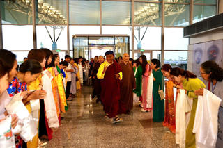  Đức Gyalwang Drukpa rời Việt Nam, kết thúc Pháp hội cầu nguyện hòa bình