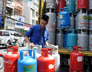 Giá gas, giá dịch vụ ăn uống, vật liệu xây dựng đẩy CPI tháng 4 tăng 0,84%