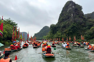 Du lịch Ninh Bình hút khách dịp nghỉ Lễ