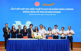LPBank ký kết hợp tác với Thuế TP HCM